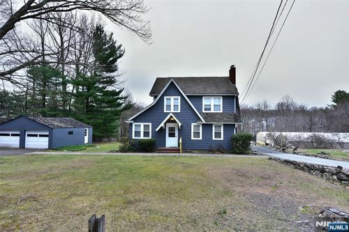 182 Airmont Ave, Mahwah, NJ, 07430-1962 | Card Image