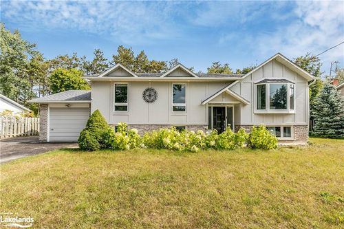 13 Pine Park Blvd, Everett, ON, L0M1J0 | Card Image