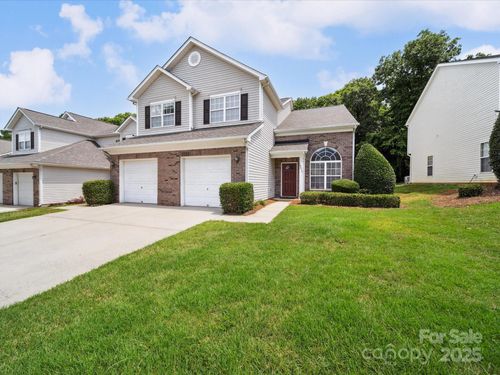 12415 Stratfield Place Cir, Pineville, NC, 28134-6329 | Card Image