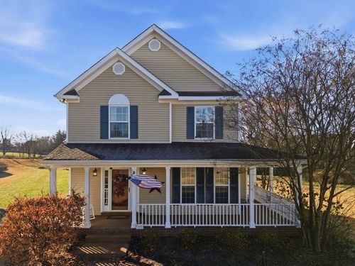 1325 Branchside Ct, Thompsons Station, TN, 37179-2305 | Card Image