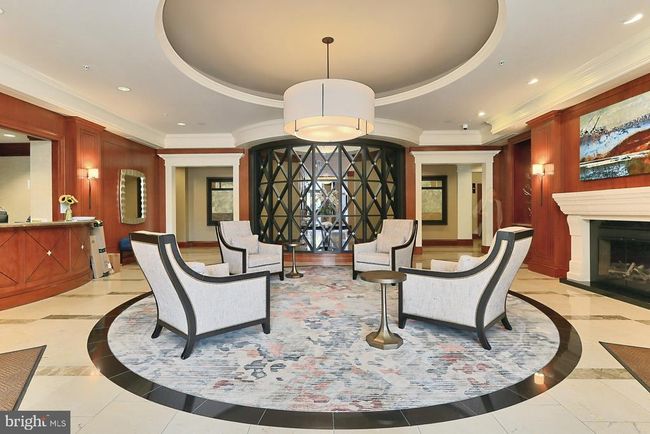 APT-302 - 8220 Crestwood Heights Dr, Condo with 1 bedrooms, 1 bathrooms and null parking in MCLEAN VA | Image 5
