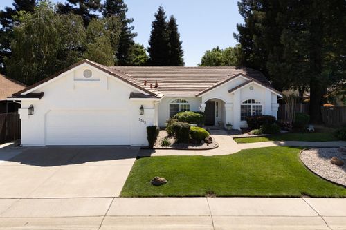 3362 Yorktown Dr, Yuba City, CA, 95993-8974 | Card Image