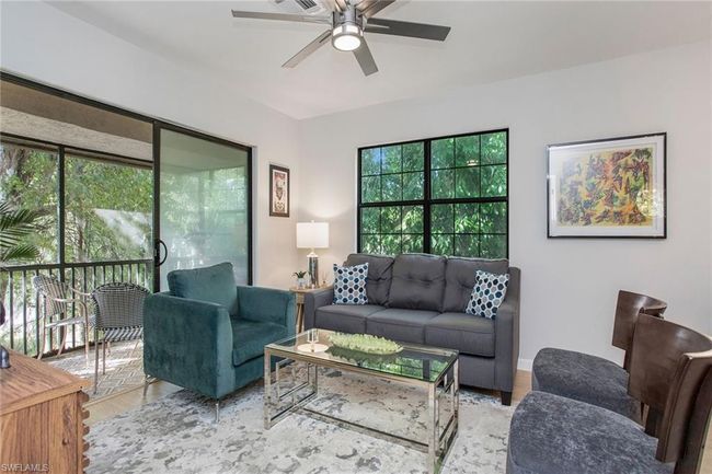 L201 - 5238 Treetops Dr, Condo with 2 bedrooms, 2 bathrooms and null parking in NAPLES FL | Image 10
