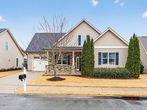 8 Hawthorne Ln, Youngsville, NC, 27596-2084 | Card Image