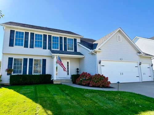 1127 Meadowview Ln, Davenport, IA, 52806-1924 | Card Image