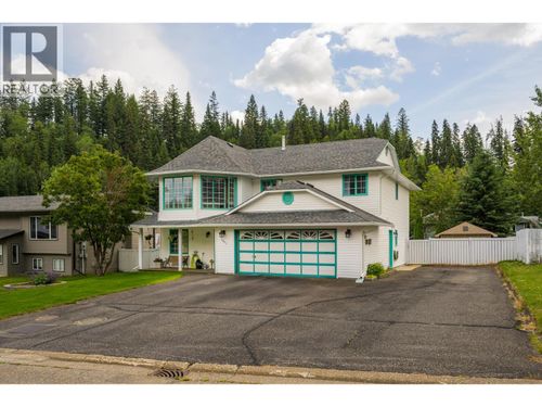 1917 Clearwood Crescent, Prince George, BC, V2K4R1 | Card Image