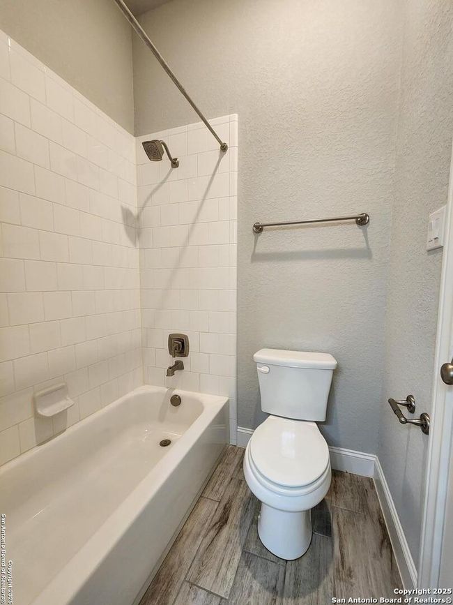 1113 Carriage Loop, House other with 4 bedrooms, 4 bathrooms and null parking in New Braunfels TX | Image 29