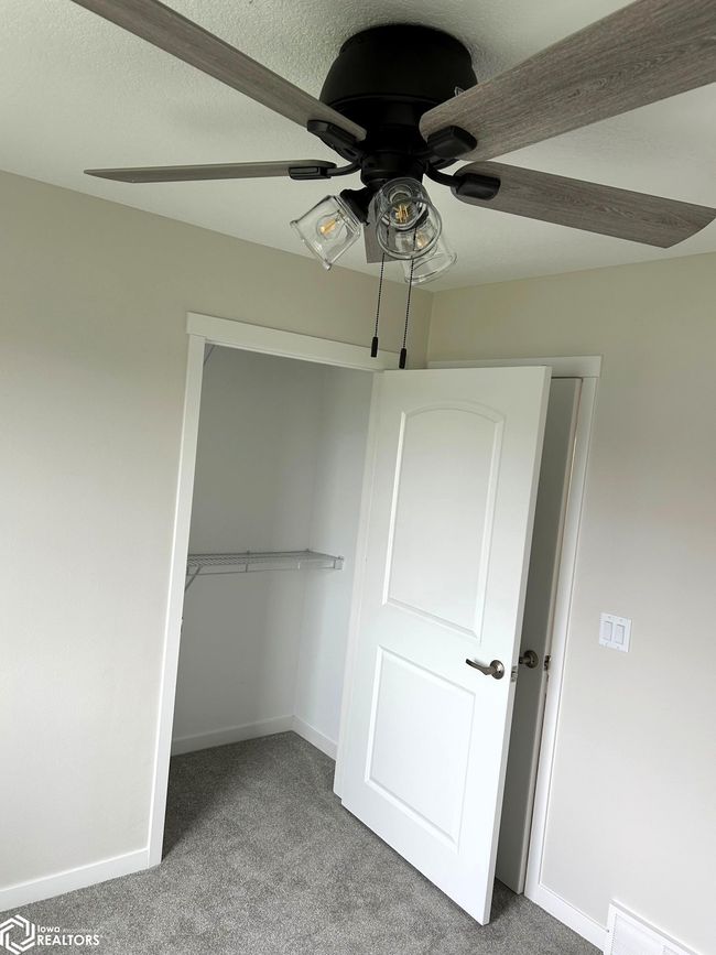 906 4 Th St, Home with 4 bedrooms, 2 bathrooms and 6 parking in Victor IA | Image 17
