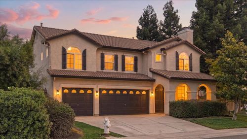 6070 Orchard View Dr, Elk Grove, CA, 95757-8381 | Card Image