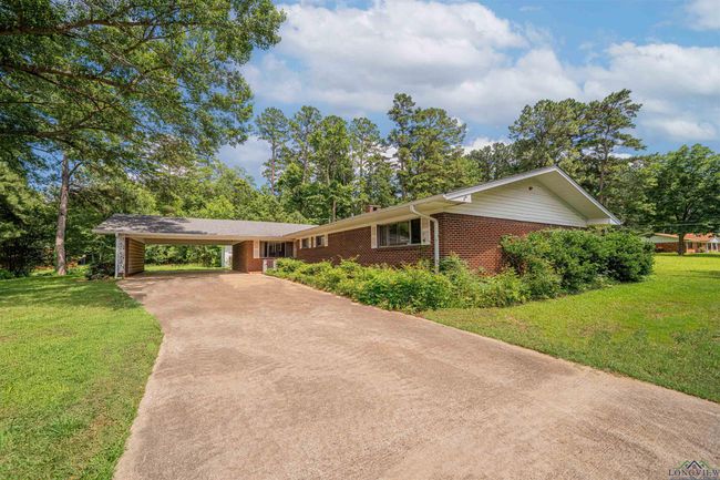 201 Bronco Ln, House other with 4 bedrooms, 2 bathrooms and null parking in Linden TX | Image 28