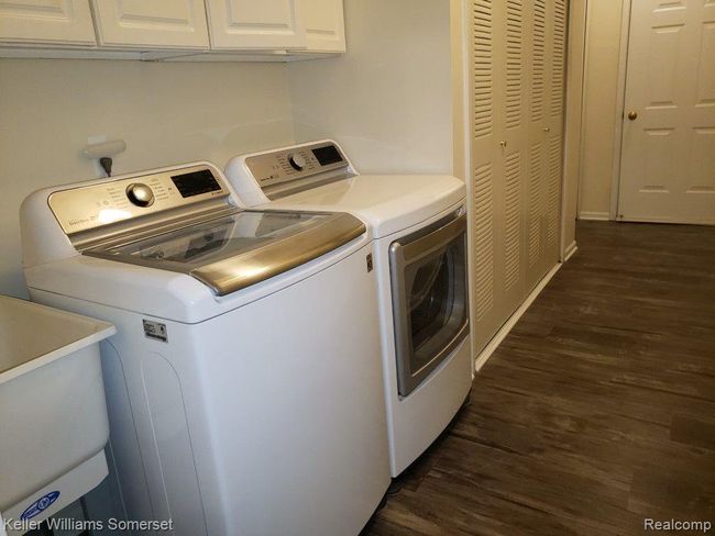 15268 Yale Dr, Condo with 2 bedrooms, 2 bathrooms and null parking in Clinton Twp MI | Image 10