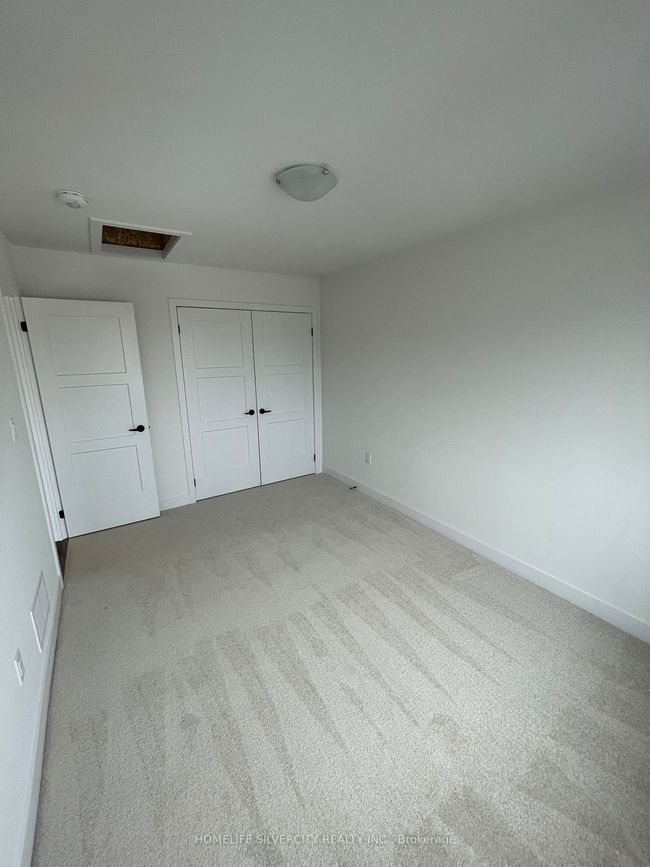 208 Prince William Way, House attached with 3 bedrooms, 3 bathrooms and 2 parking in Barrie ON | Image 9