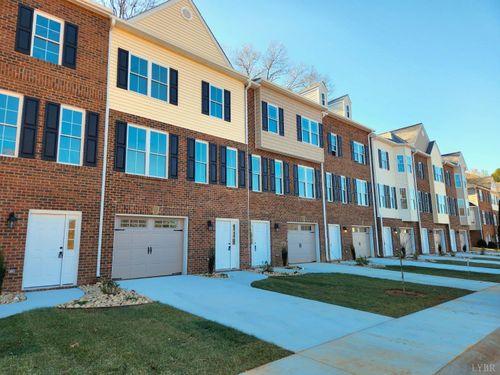 408-3008 Hill St, Lynchburg, VA, 24501-2557 | Card Image