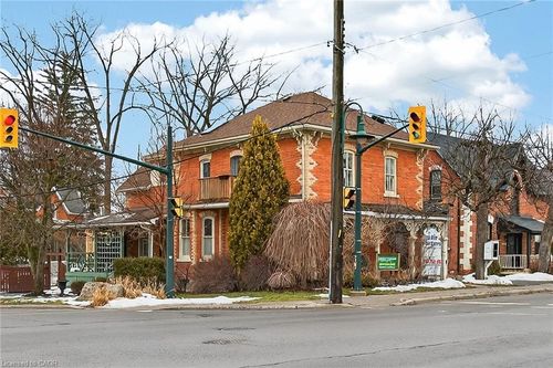 149 Argyle Street N, Caledonia, ON, N3W1K9 | Card Image