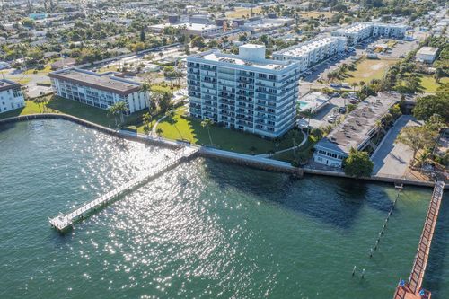 apt-502-3040 Lake Shore Dr, Riviera Beach, FL, 33404-4632 | Card Image