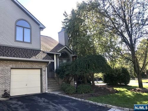 201 Beech Ct, Norwood, NJ, 07648-2006 | Card Image