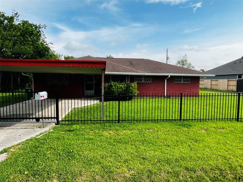 13421 Utica Street, Houston, TX, 77015 | Card Image