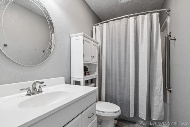 11730 W Highway 9, House other with 4 bedrooms, 2 bathrooms and null parking in Stigler OK | Image 16