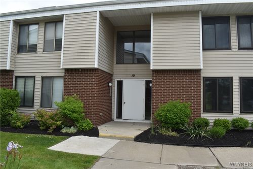 b-10 Southcreek Ct, East Amherst, NY, 14051 | Card Image