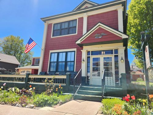 17 S 1st St, Bayfield, WI, 54814-5000 | Card Image