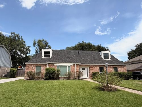 919 Longview Dr, Sugar Land, TX, 77478-4033 | Card Image