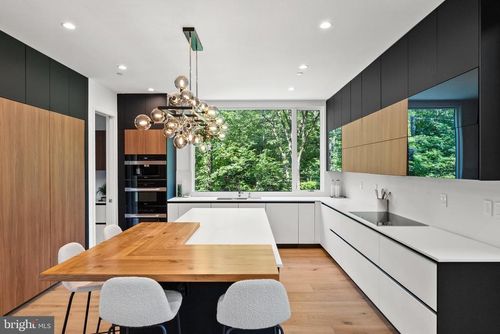 4656 Broad Branch Rd Nw, WASHINGTON, DC, 20008-1007 | Card Image