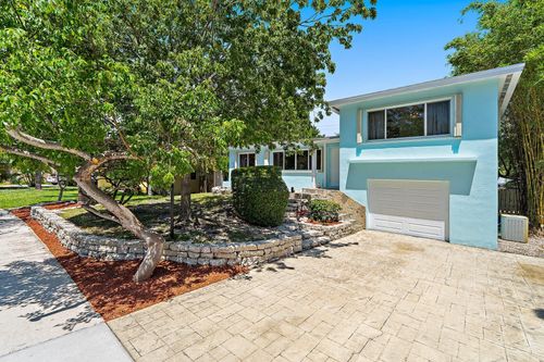 1429 Crest Dr, Lake Worth, FL, 33461-6003 | Card Image
