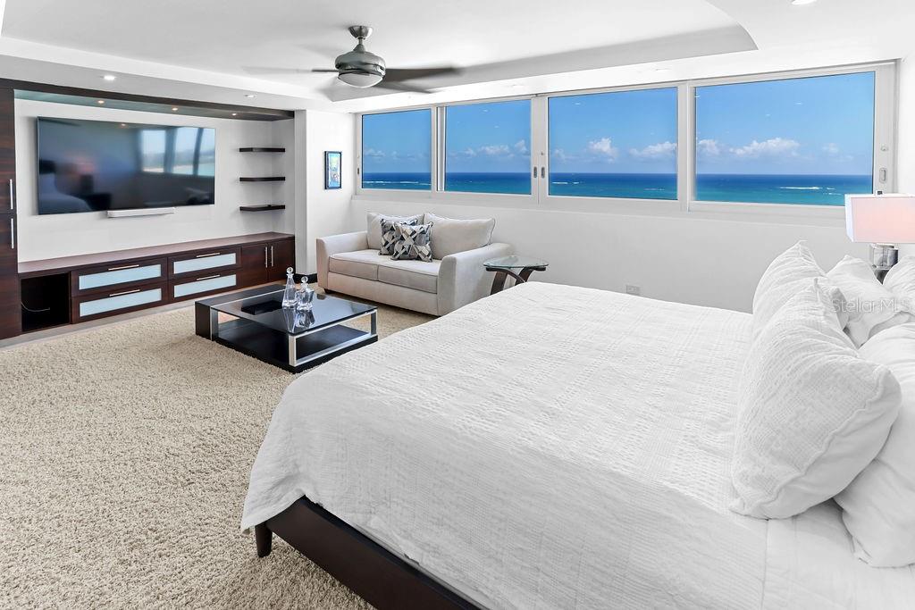 Residential en venta en CAROLINA, 4327 ISLA VERDE, 3171 m²