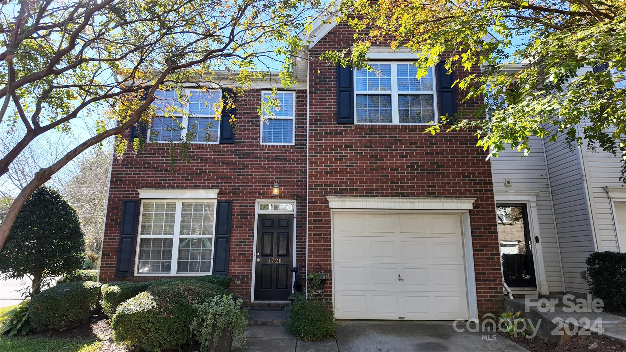 Glenlea Vista Ct, Charlotte, NC 28216
