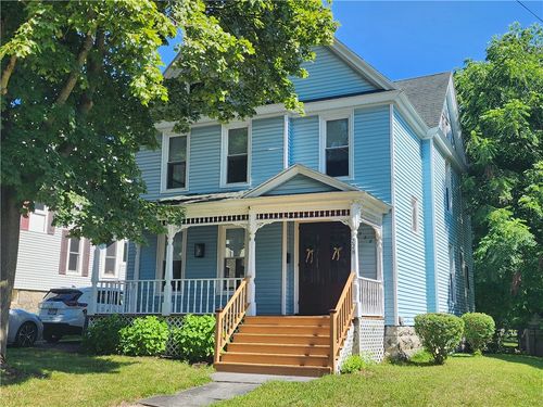 228 Woodlawn Ave, Auburn, NY, 13021-3749 | Card Image
