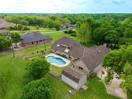 907 Red Oak Creek Dr, Ovilla, TX, 75154-3615 | Card Image