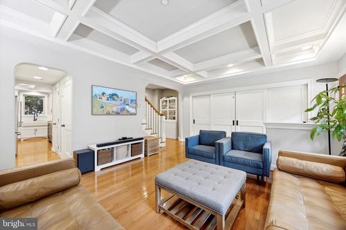 121 Valley Pl, MEDIA, PA, 19063-2427 | Card Image