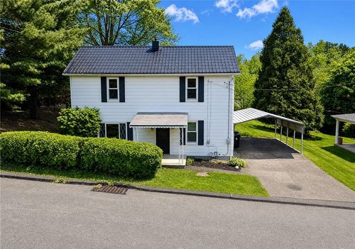 1106 Delaware St, Murrysville, PA, 15632-2554 | Card Image
