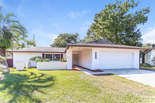 2704 Woodview Ct, CLEARWATER, FL, 33761-3243 | Card Image