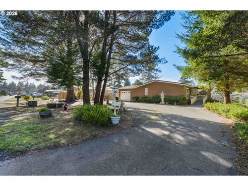 1030 June Ave Se, Bandon, OR, 97411-9128 | Card Image