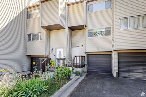 577 E 200 N, Logan, UT, 84321-4290 | Card Image
