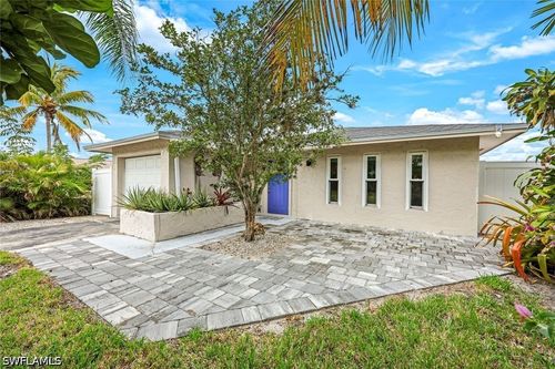 645 101st Ave N, Naples, FL, 34108-3204 | Card Image