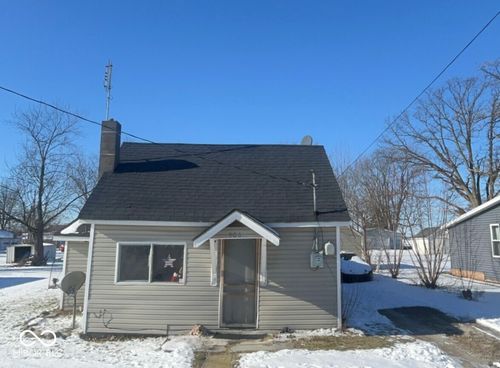 906 N Franklin St, Portland, IN, 47371-1115 | Card Image
