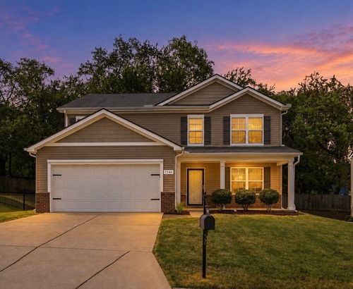 1240 Oxford Village Cv, Columbia, TN, 38401-4782 | Card Image