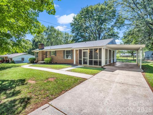 255 Smith Grove Rd, Forest City, NC, 28043-2532 | Card Image