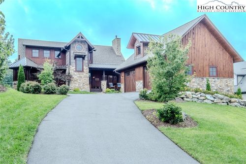 154 Starry Night Trl, Blowing Rock, NC, 28605-8816 | Card Image