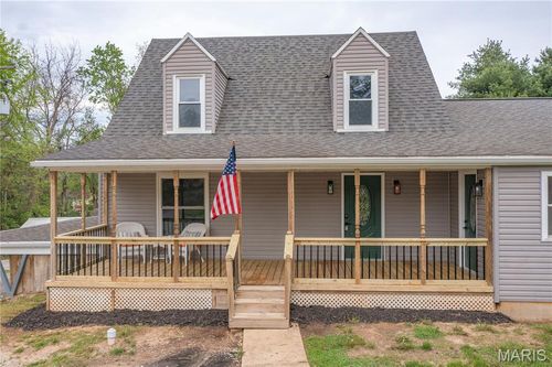 115 W Jefferson St, Vandalia, IL, 62471-1820 | Card Image