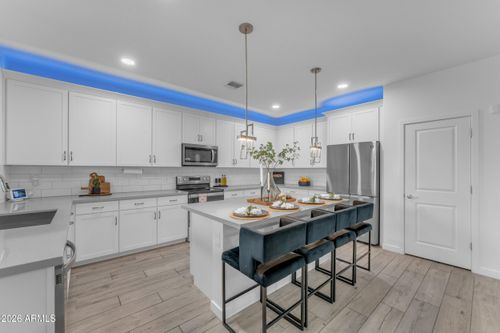 4128 S 105th Dr, Tolleson, AZ, 85353-5419 | Card Image