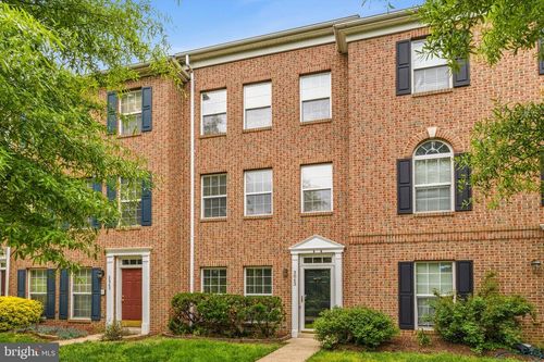 3863 Eisenhower Ave, ALEXANDRIA, VA, 22304-6453 | Card Image