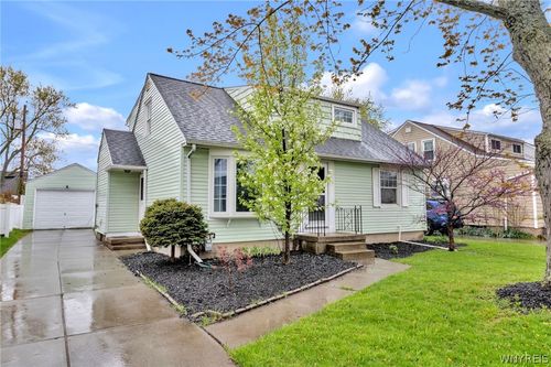 334 Wrexham Ct N, Tonawanda, NY, 14150-8812 | Card Image