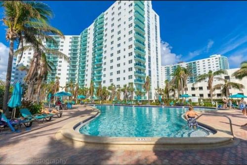 2z-3901 S Ocean Dr, Hollywood, FL, 33019-3016 | Card Image