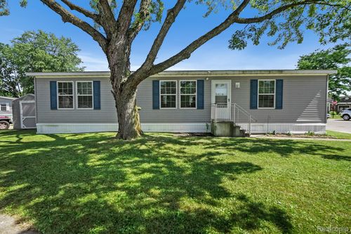 trlr-46-41021 Old Michigan Ave, Canton, MI, 48188-2749 | Card Image