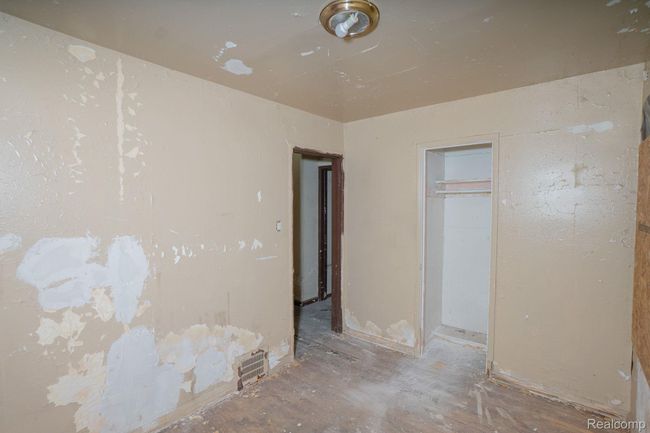 16100 Liberal St, House other with 2 bedrooms, 1 bathrooms and null parking in Detroit MI | Image 9