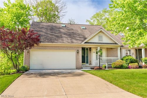 1702 Southpointe Cir Ne, Canton, OH, 44714-1182 | Card Image