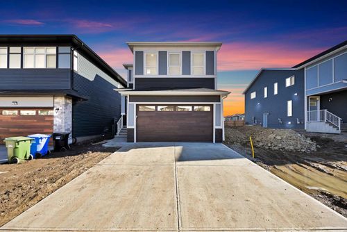 154 Homestead Cir Ne, Calgary, AB, T3J5W4 | Card Image